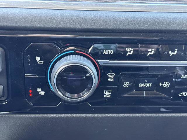 Used 2024 Chevrolet Silverado 1500 RST w/ Convenience Package II image 31