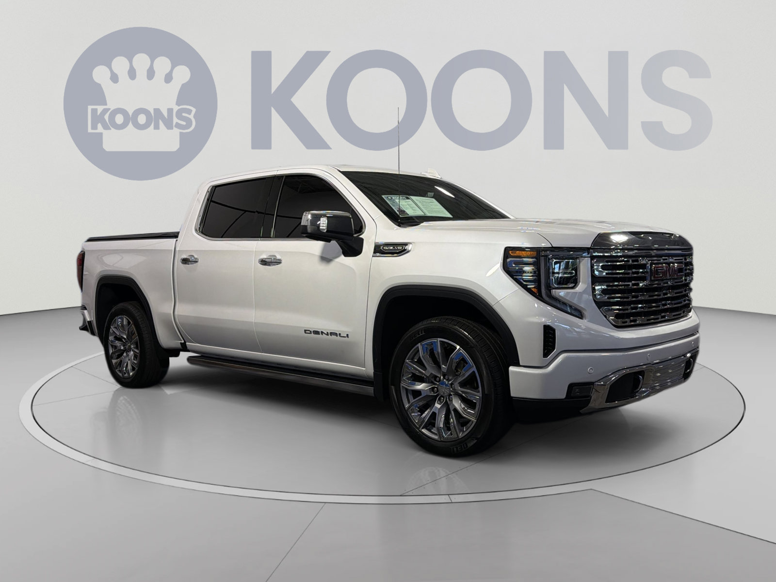 Used 2025 GMC Sierra 1500 Denali w/ Denali Reserve Package AWD/4WD image 10