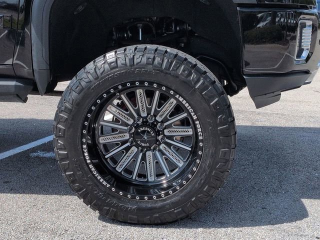 Used 2020 GMC Sierra 2500 Denali w/ Denali Ultimate Package AWD/4WD image 11