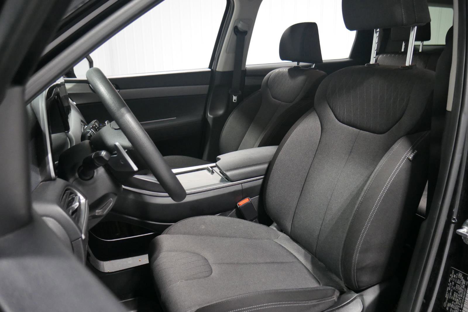 Used 2022 Hyundai Palisade SE image 10