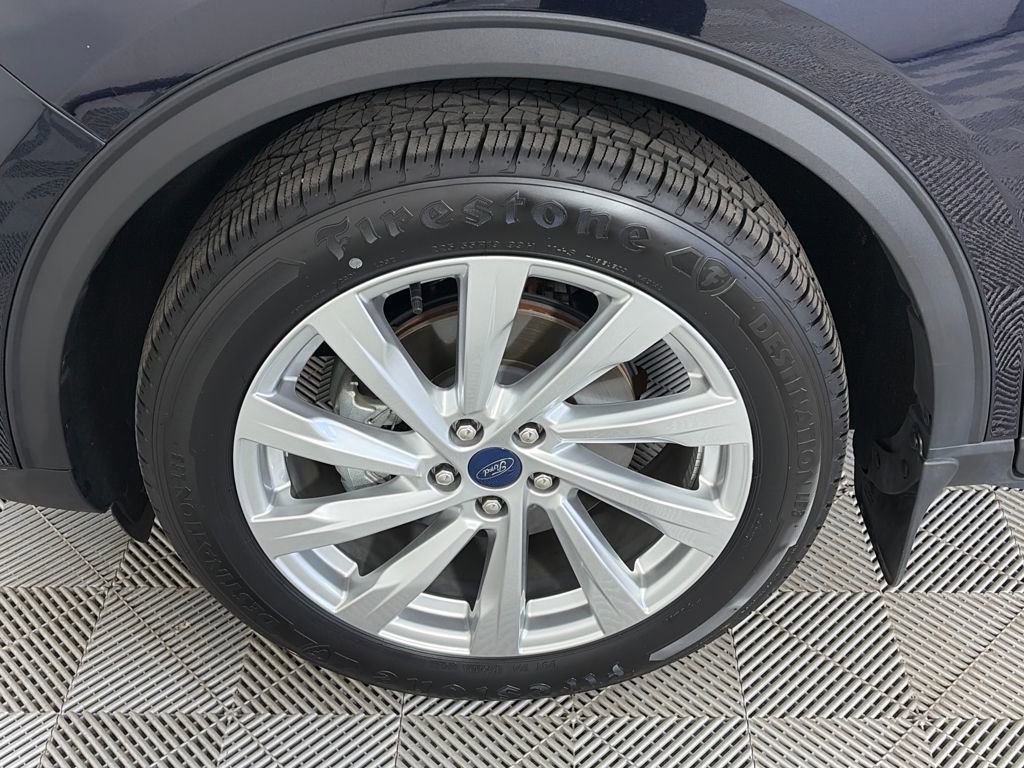 Certified 2021 Ford Escape Titanium w/ Titanium Elite Package image 8