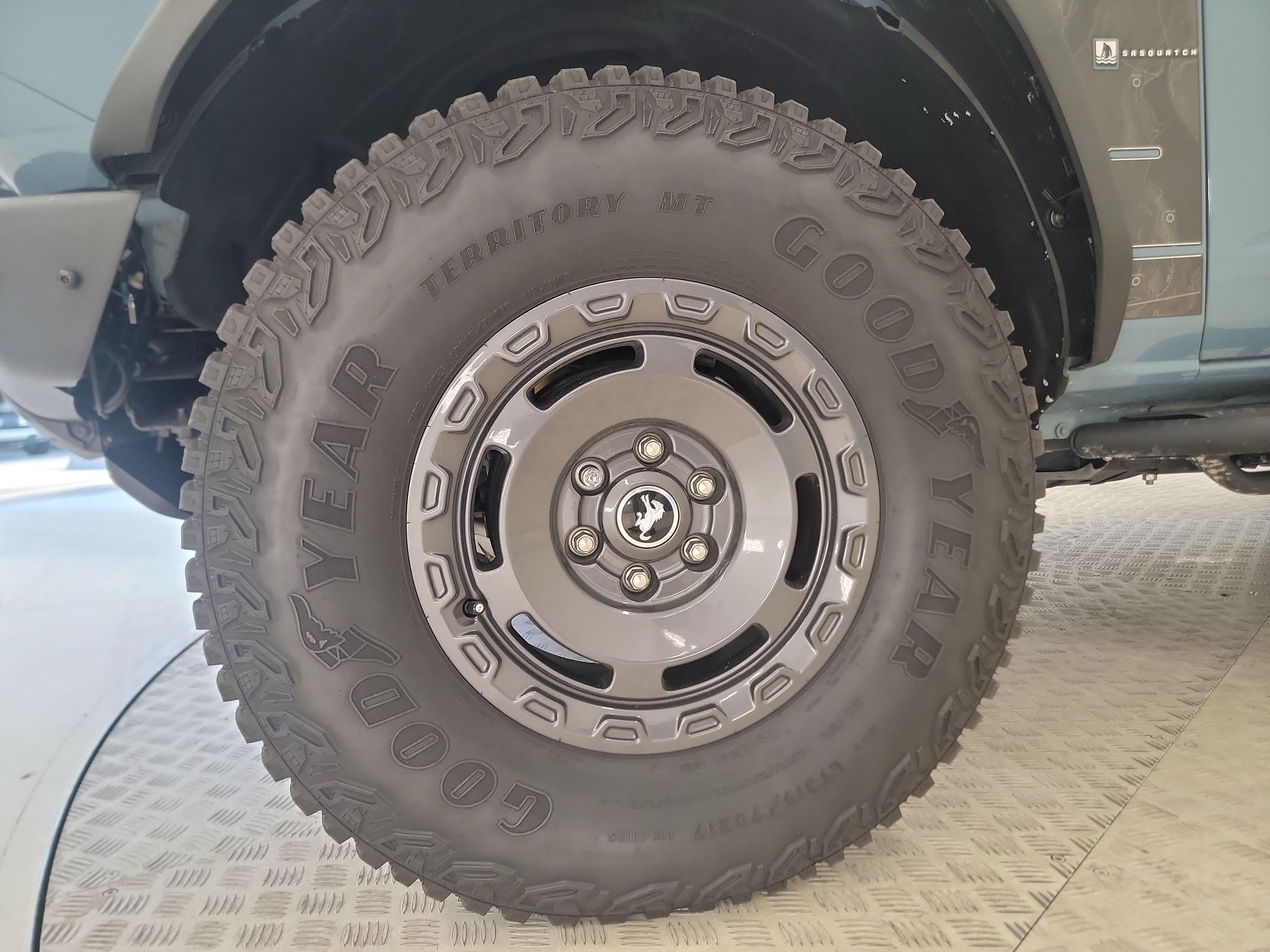 Certified 2023 Ford Bronco Everglades AWD/4WD image 10
