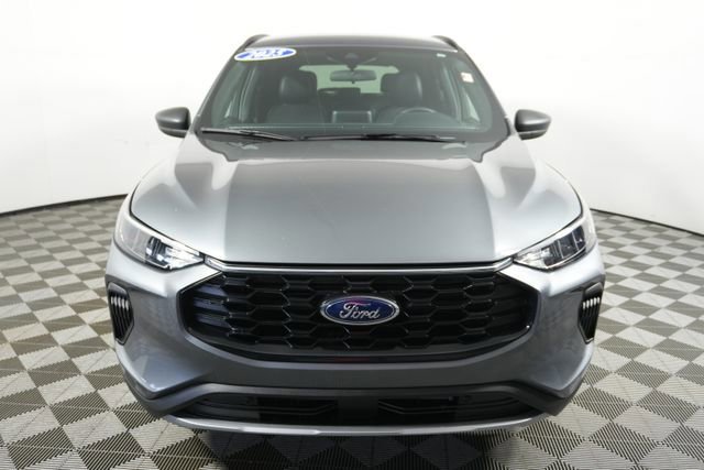 Certified 2025 Ford Escape ST-Line image 7