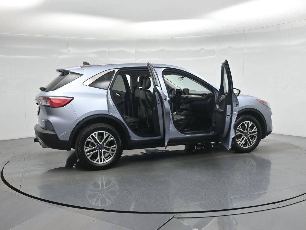 Certified 2022 Ford Escape SEL w/ Class II Trailer Tow Package image 13