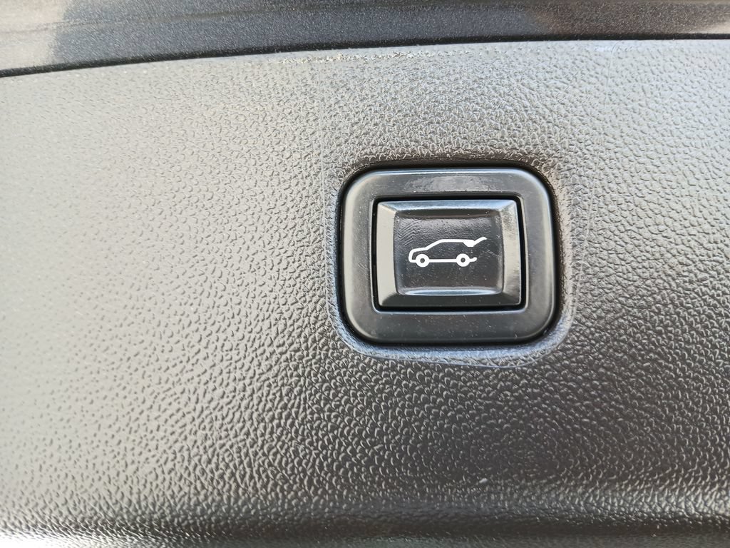Used 2021 Chevrolet Blazer LT FWD image 24