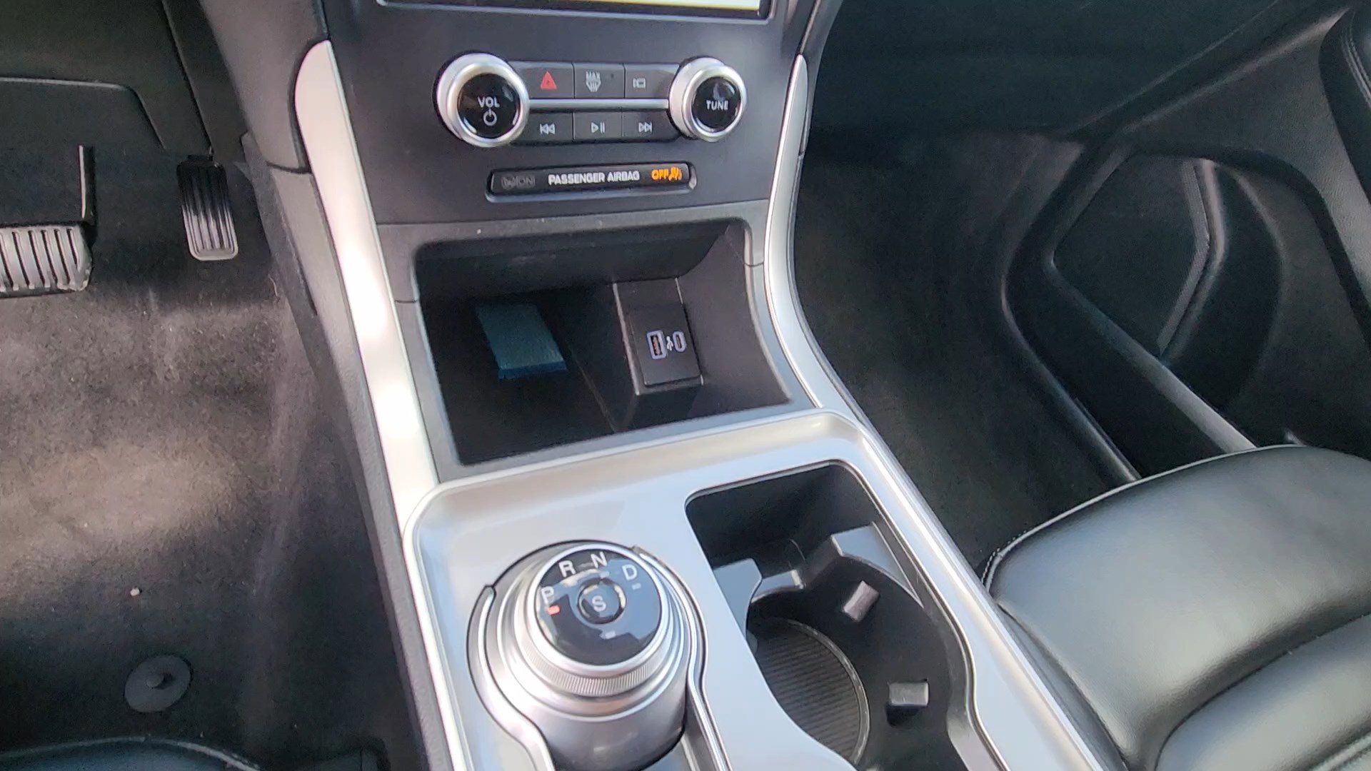 Certified 2024 Ford Edge SEL AWD/4WD image 38
