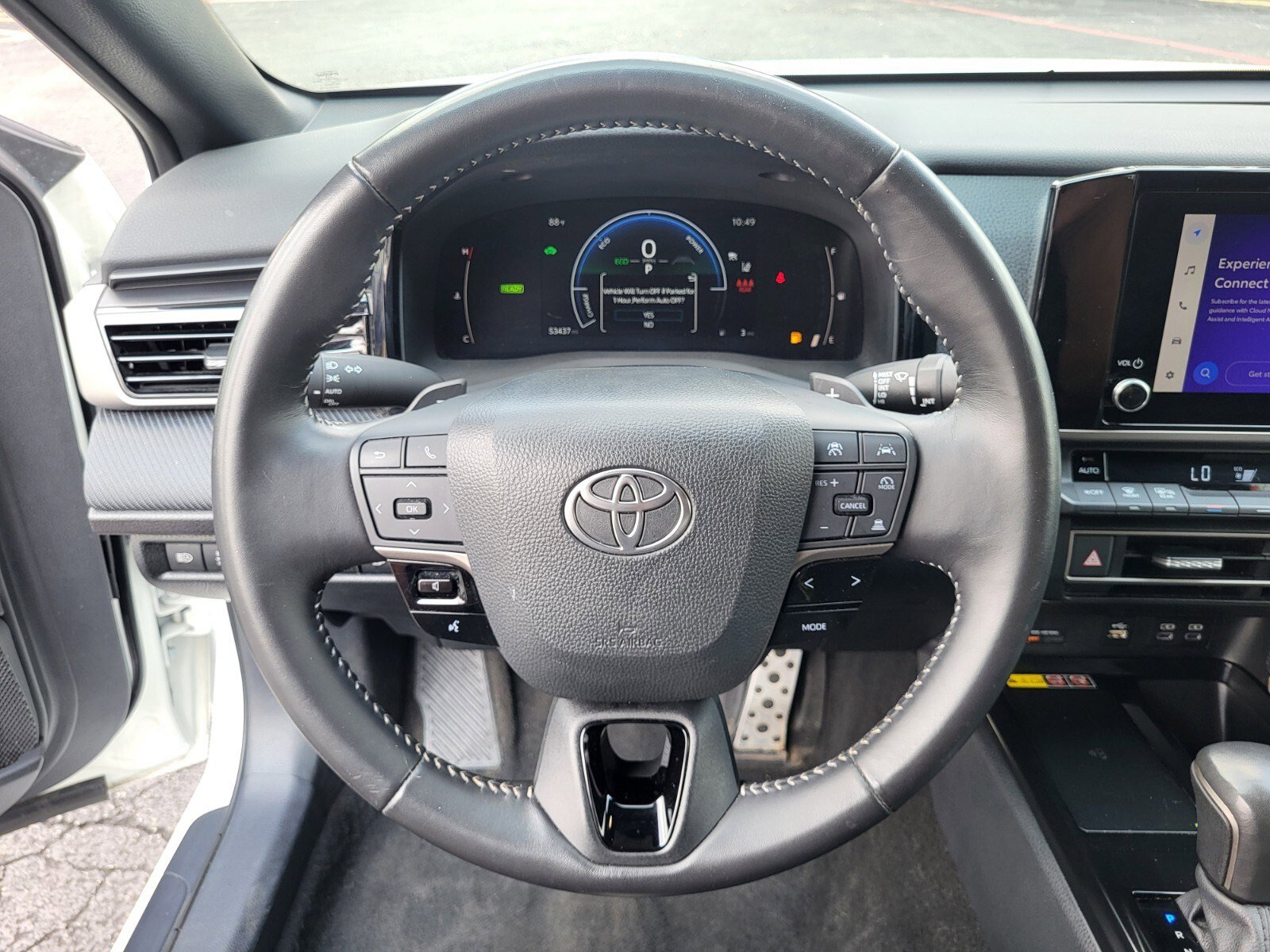 Used 2025 Toyota Camry SE FWD image 28