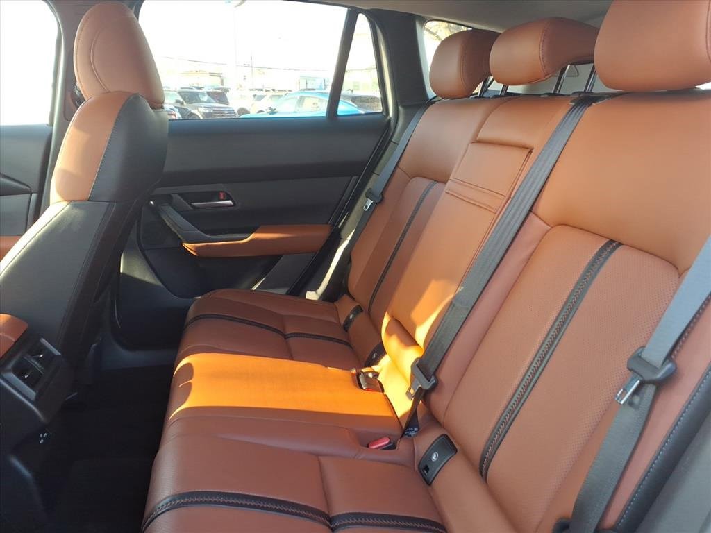 Used 2024 MAZDA CX-50 AWD 2.5 Turbo w/ Accent Package image 16