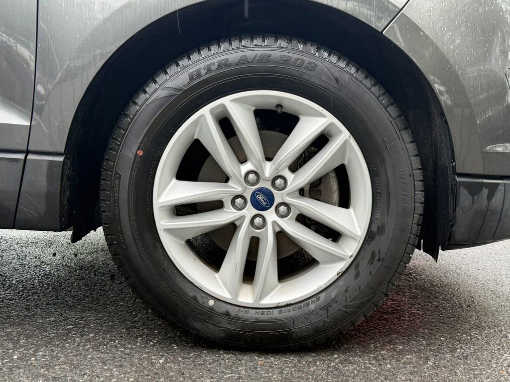 Certified 2018 Ford Edge SEL w/ Equipment Group 201A FWD image 7