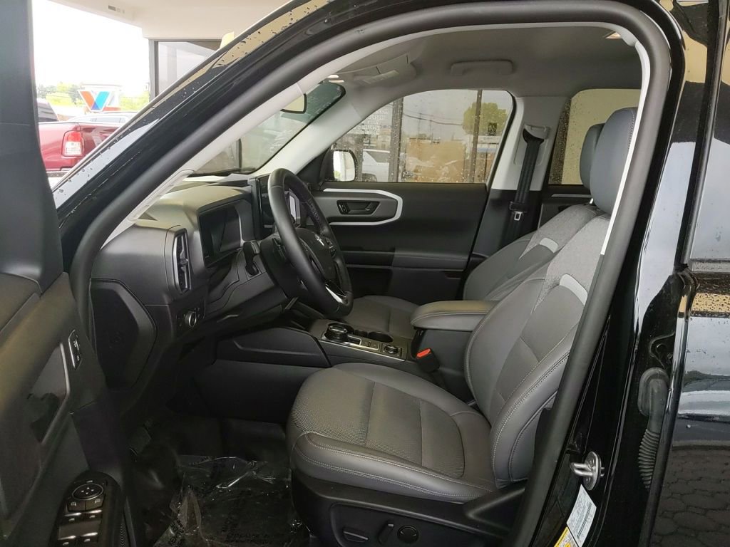Certified 2025 Ford Bronco Sport Badlands AWD/4WD image 12