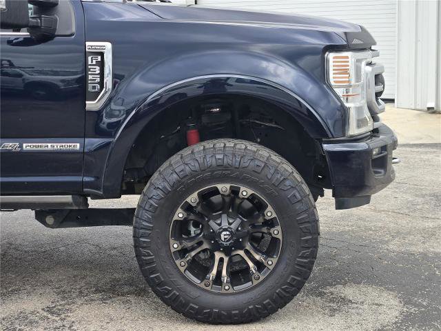 Certified 2022 Ford F350 Platinum w/ Tremor Off-Road Package AWD/4WD image 9