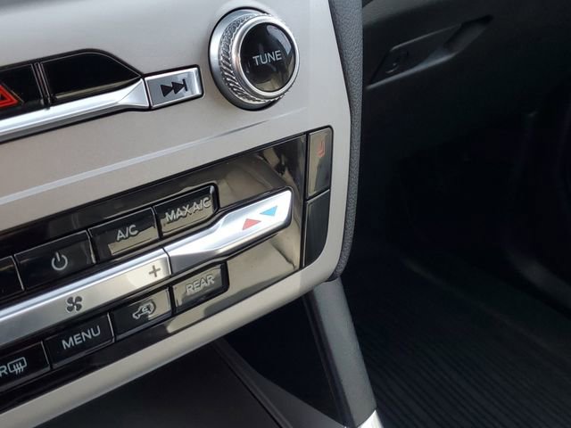 Certified 2022 Ford Explorer XLT w/ Equipment Group 202A image 21