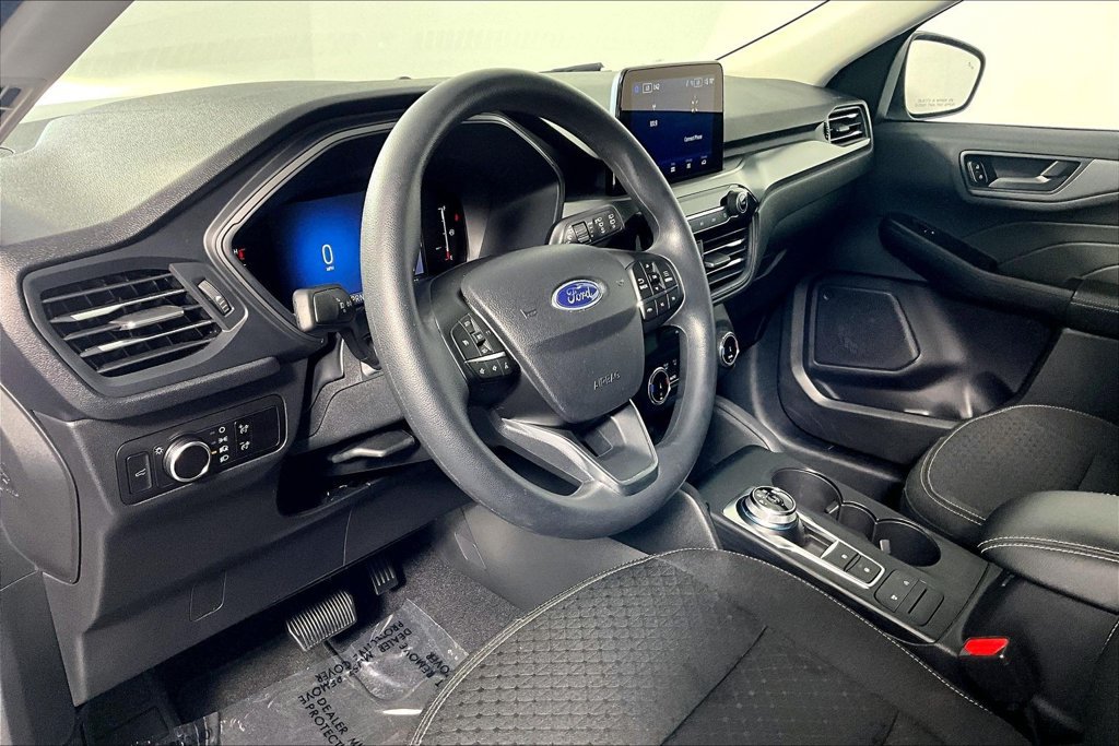 Certified 2026 Ford Escape Active FWD image 13