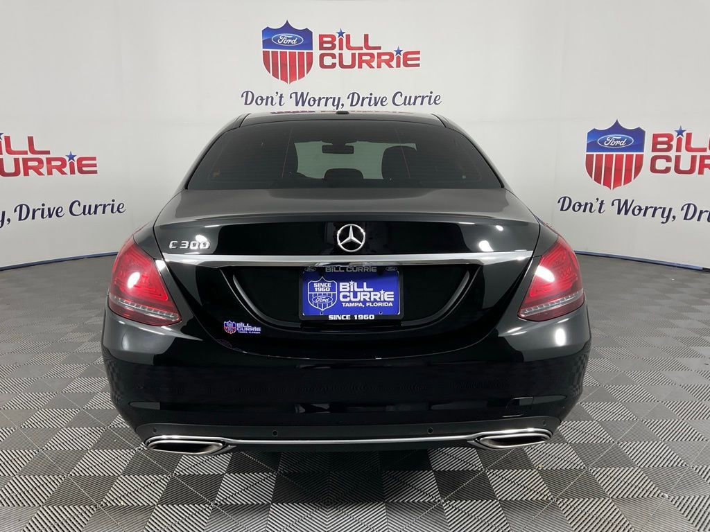 Used 2021 Mercedes-Benz C 300 Sedan image 4