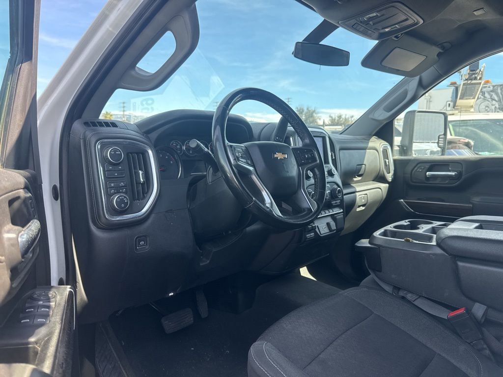 Used 2023 Chevrolet Silverado 2500 LT w/ Convenience Package image 10