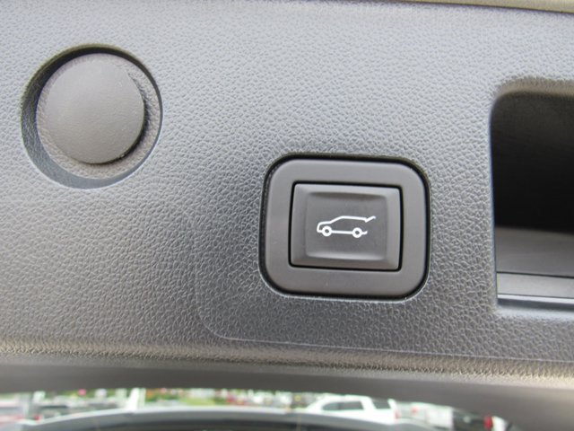Used 2026 Chevrolet Equinox ACTIV w/ Safety and Technology Package AWD/4WD image 22
