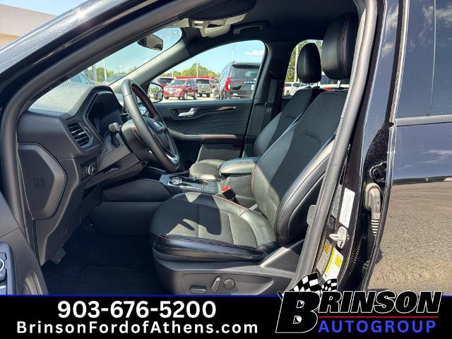Certified 2025 Ford Escape ST-Line Select AWD/4WD image 19