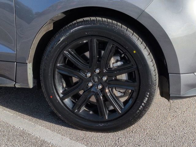 Certified 2022 Ford Edge ST-Line image 11