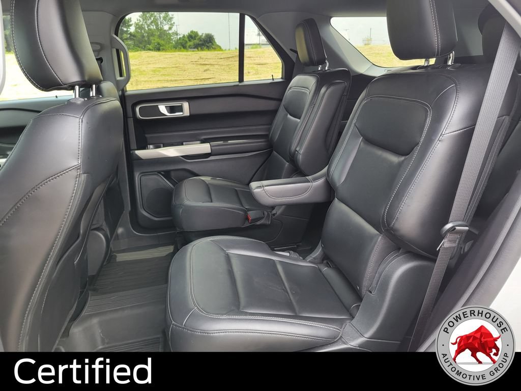 Certified 2021 Ford Explorer XLT w/ Equipment Group 202A RWD image 16