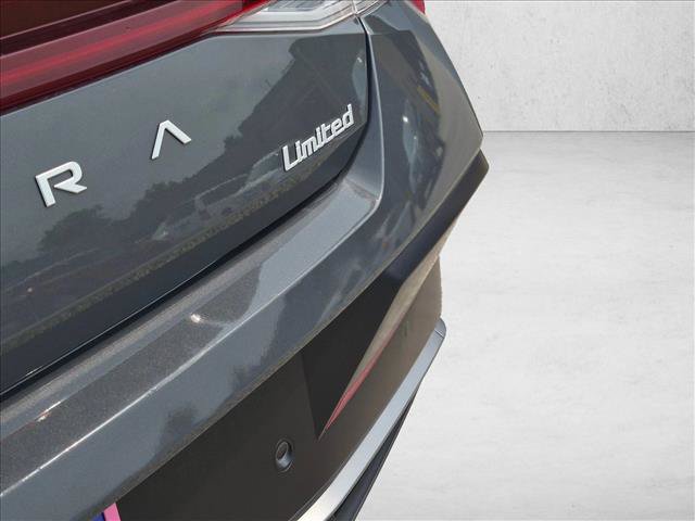 Used 2024 Hyundai Elantra Limited FWD image 13