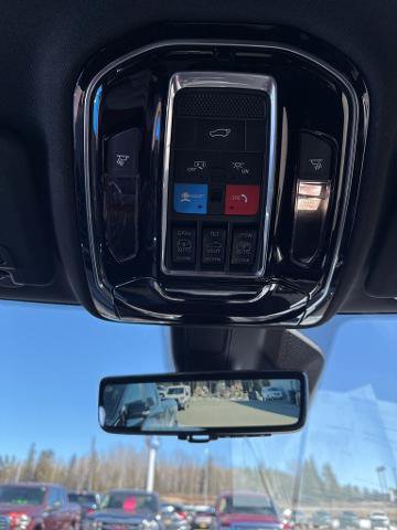 Used 2021 Jeep Grand Cherokee L Overland w/ Luxury Tech Group IV AWD/4WD image 23