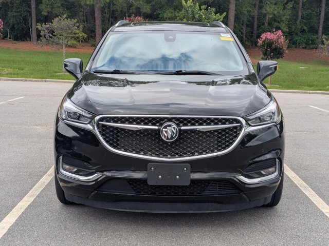 Used 2021 Buick Enclave Avenir w/ Avenir Technology Package FWD image 2