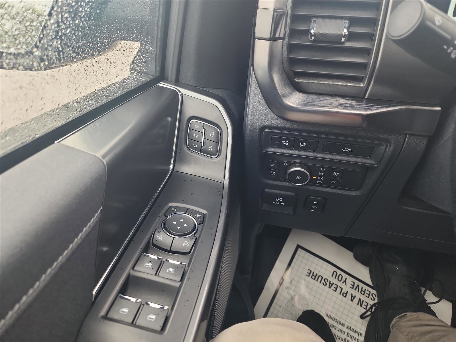 Certified 2022 Ford F150 Lariat w/ Equipment Group 502A High image 34