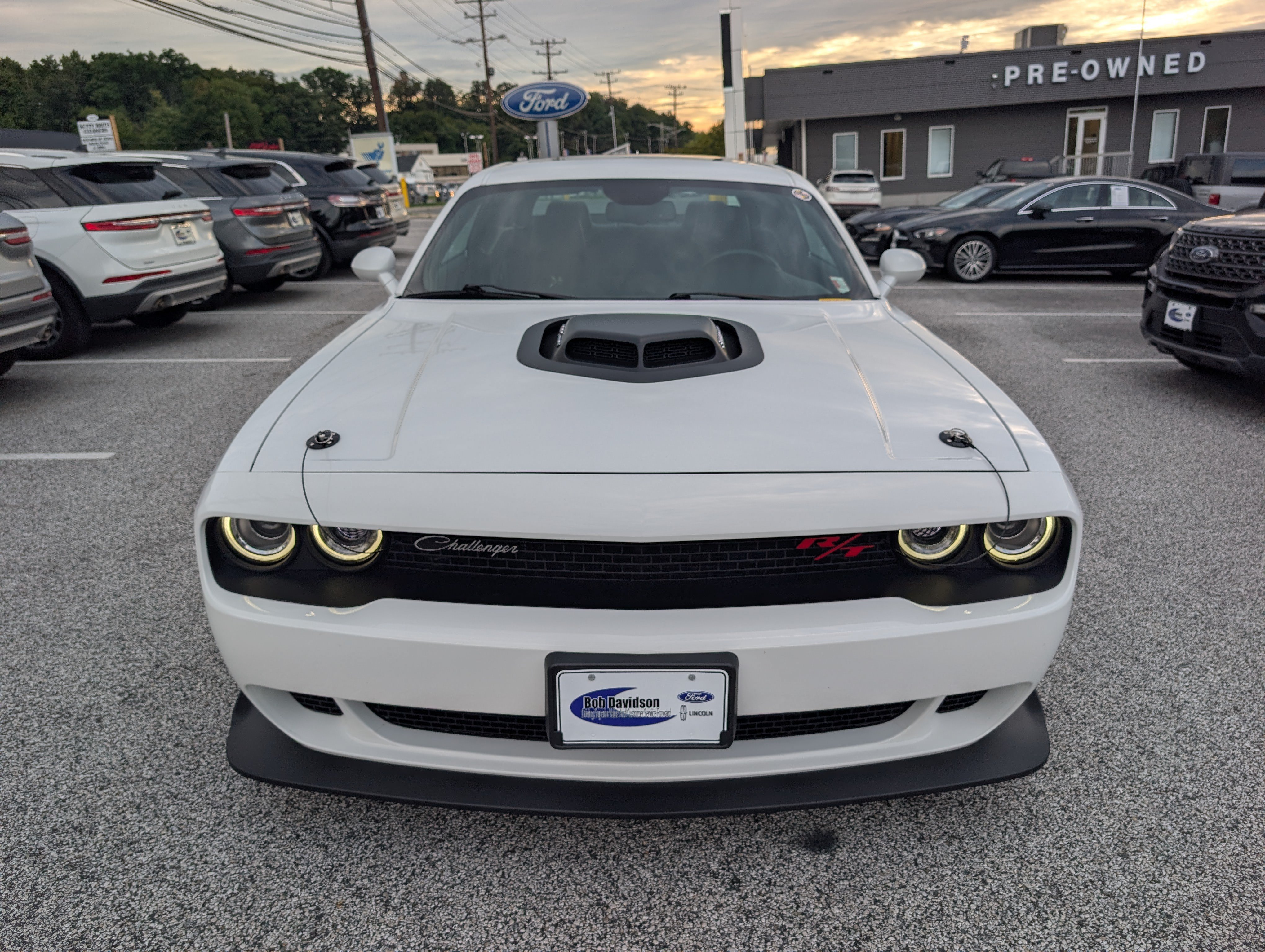 Used 2022 Dodge Challenger R/T Scat Pack RWD image 10