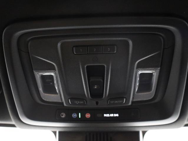 Used 2024 GMC Sierra 1500 AT4 w/ AT4 Premium Package AWD/4WD image 23