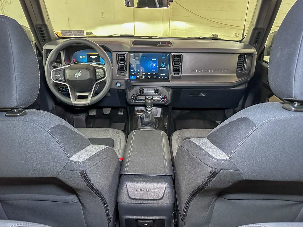 Certified 2025 Ford Bronco 2-Door AWD/4WD image 28