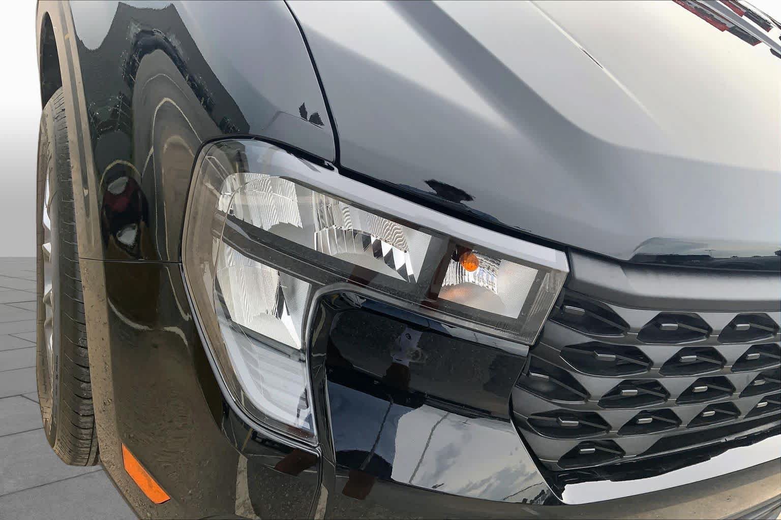 Certified 2026 Ford Maverick XLT FWD image 28