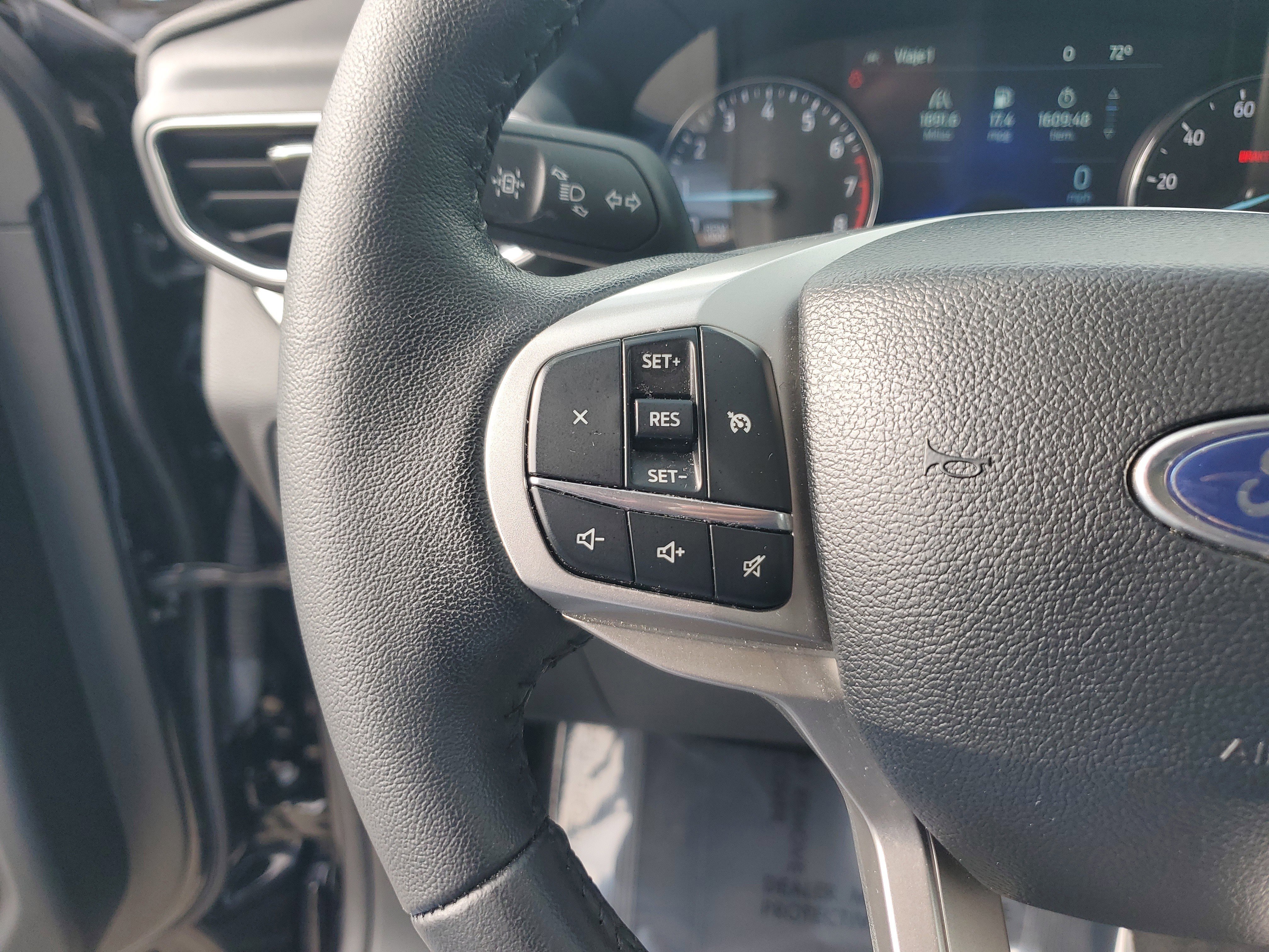 Certified 2024 Ford Explorer XLT w/ Equipment Group 202A image 23