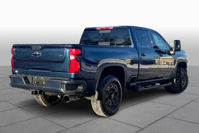 Used 2022 Chevrolet Silverado 3500 LTZ w/ LTZ Plus Package image 12