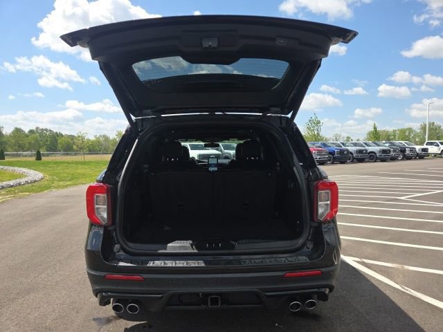 Certified 2023 Ford Explorer ST w/ Equipment Group 401A AWD/4WD image 10
