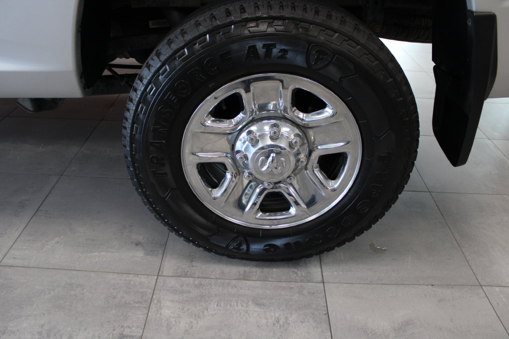 Used 2018 RAM 2500 Tradesman w/ Chrome Appearance Group AWD/4WD image 7
