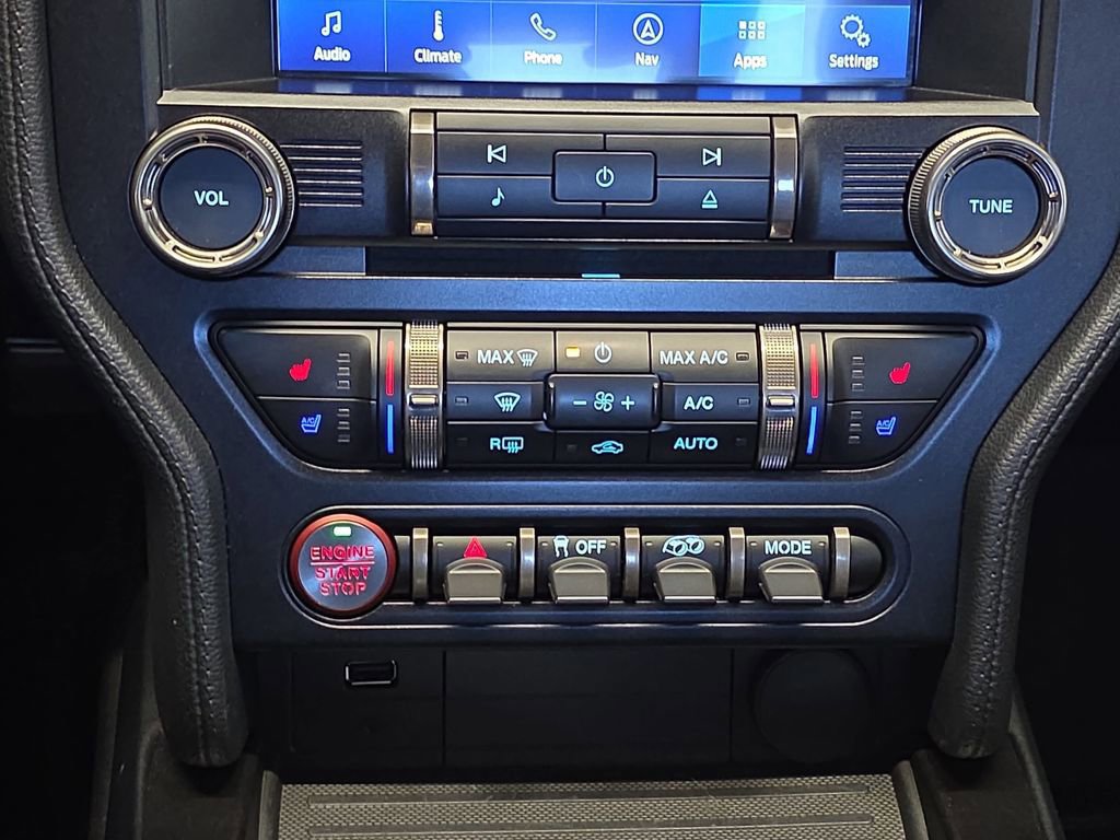 Certified 2021 Ford Mustang Shelby GT500 w/ Technology Package RWD image 22