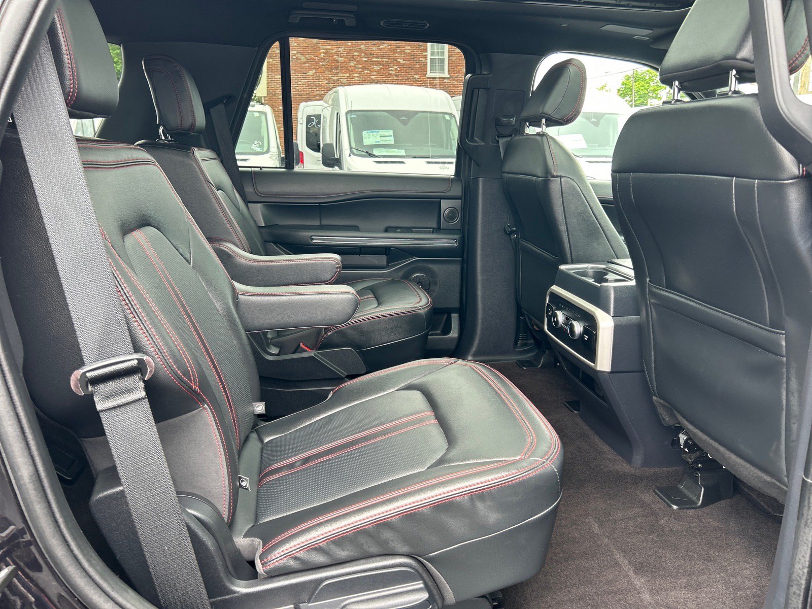 Certified 2022 Ford Expedition Limited AWD/4WD image 23