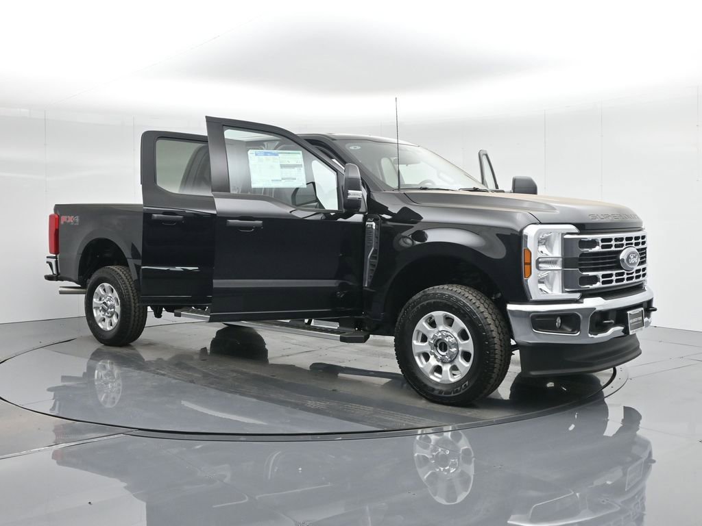 Certified 2024 Ford F250 XLT w/ FX4 Off-Road Package AWD/4WD image 34