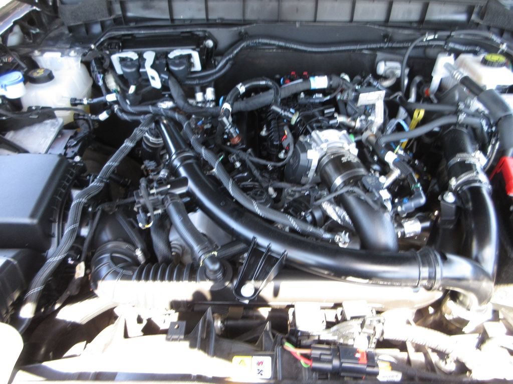 Certified 2024 Ford Bronco Outer Banks AWD/4WD image 28