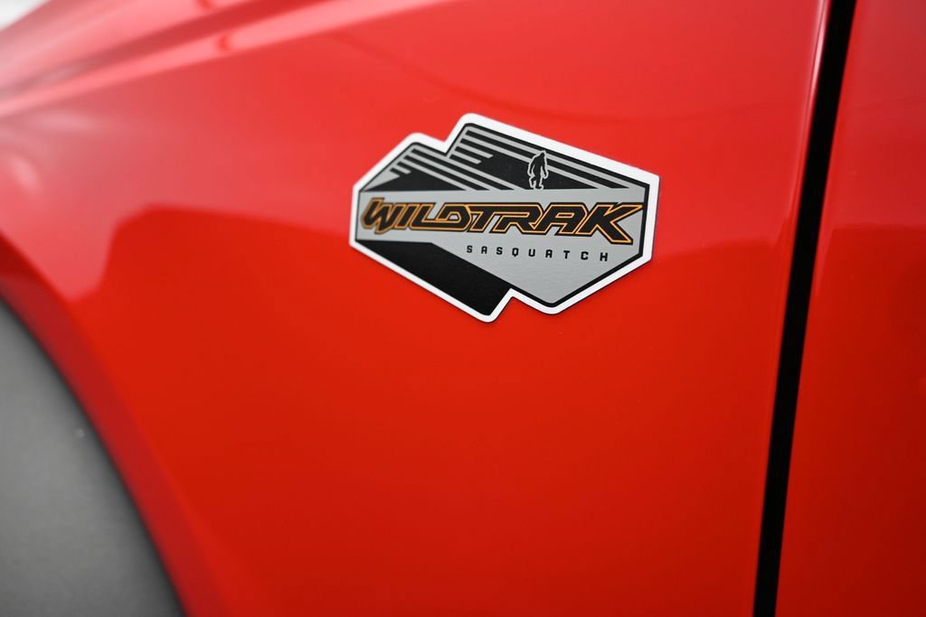 Certified 2022 Ford Bronco Wildtrak AWD/4WD image 17