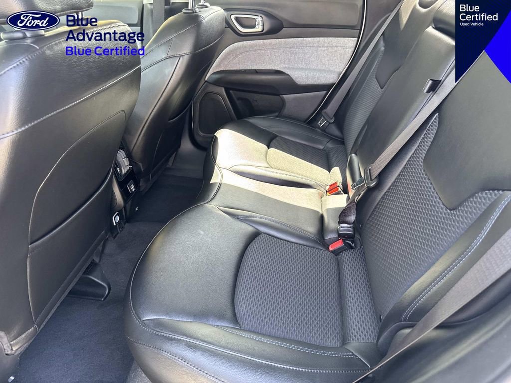 Used 2022 Jeep Compass Latitude FWD image 14
