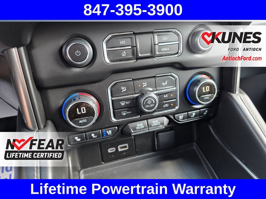 Used 2024 Chevrolet Suburban Premier AWD/4WD image 44
