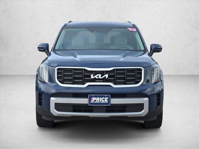 Used 2025 Kia Telluride S FWD video 2