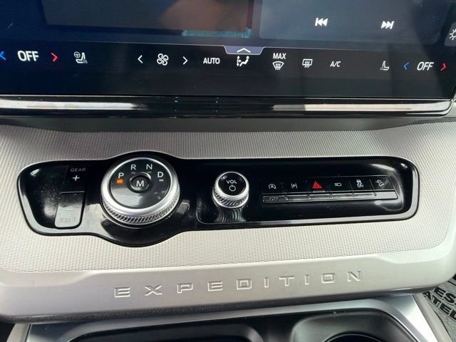 Certified 2025 Ford Expedition Active AWD/4WD image 51