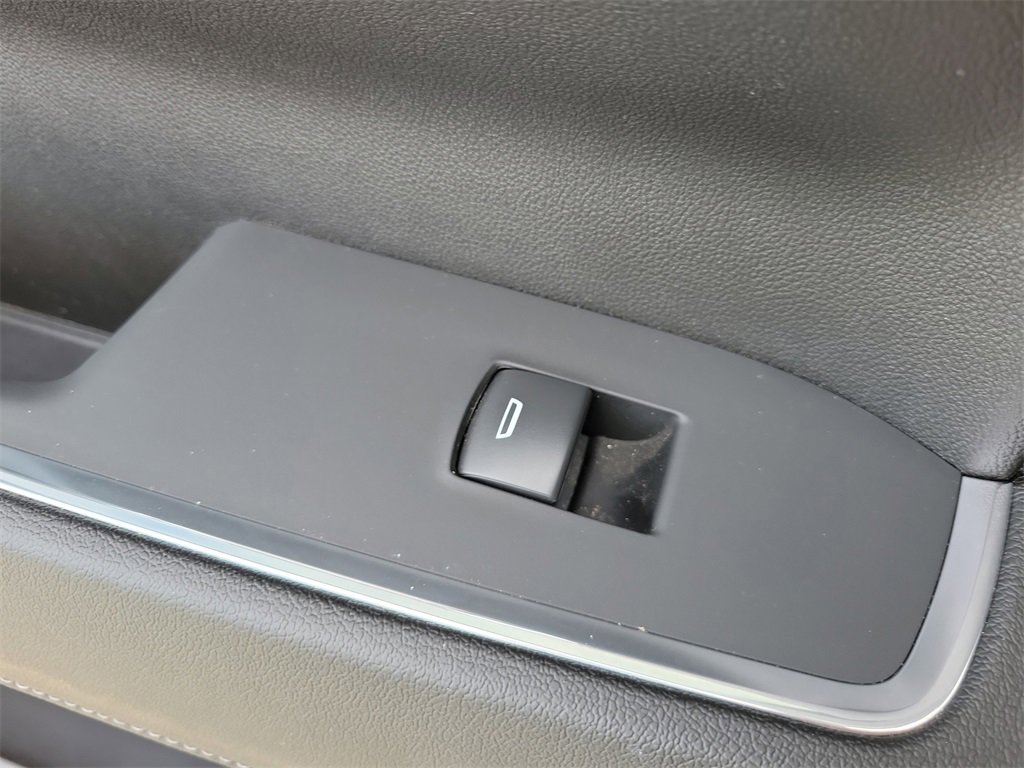 Used 2024 Chevrolet Silverado 1500 LT Trail Boss w/ Convenience Package II image 14