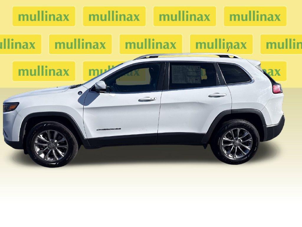 Used 2020 Jeep Cherokee Latitude Plus w/ Cold Weather Group AWD/4WD image 9