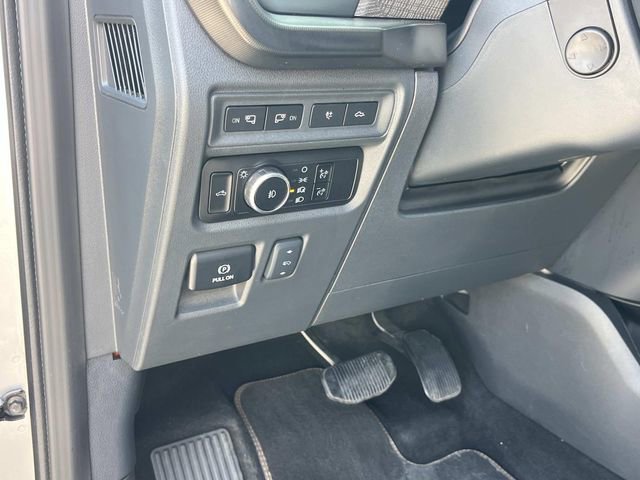 Certified 2023 Ford F150 Platinum w/ Equipment Group 701A High image 31