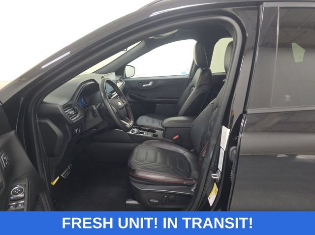 Certified 2023 Ford Escape ST-Line Elite w/ Premium Technology Package AWD/4WD image 6