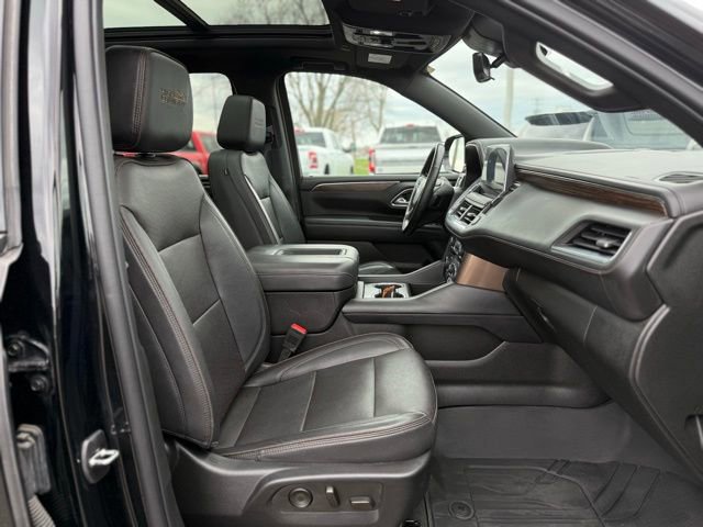 Used 2023 Chevrolet Suburban High Country image 30