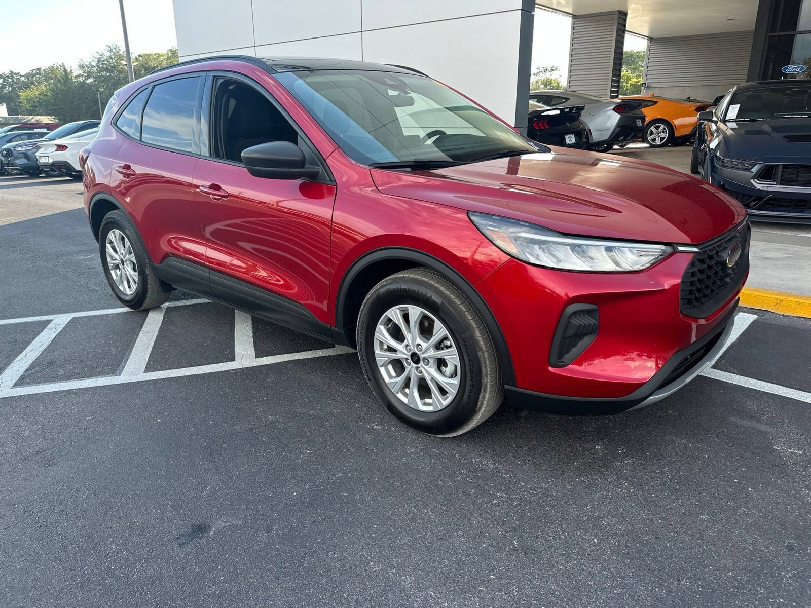 Certified 2025 Ford Escape Active FWD image 2